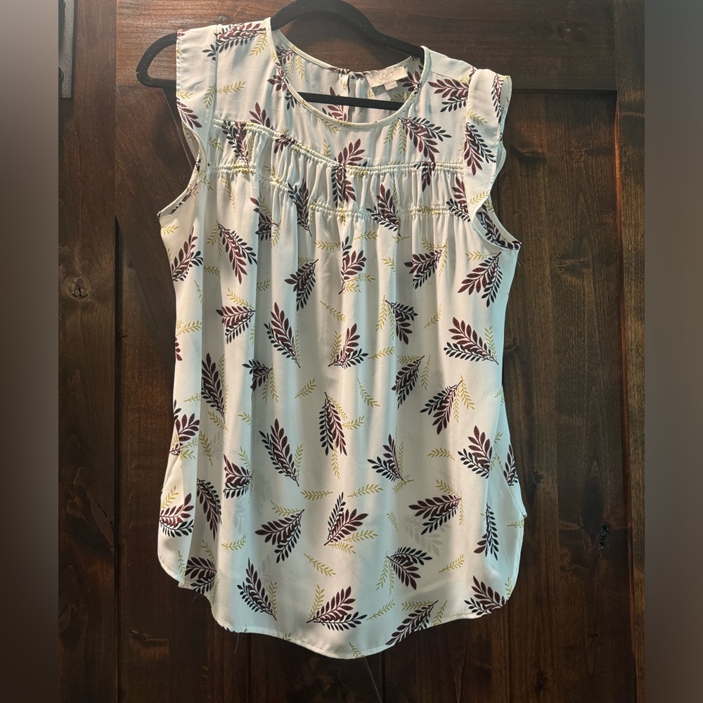 LIKE NEW Loft Top